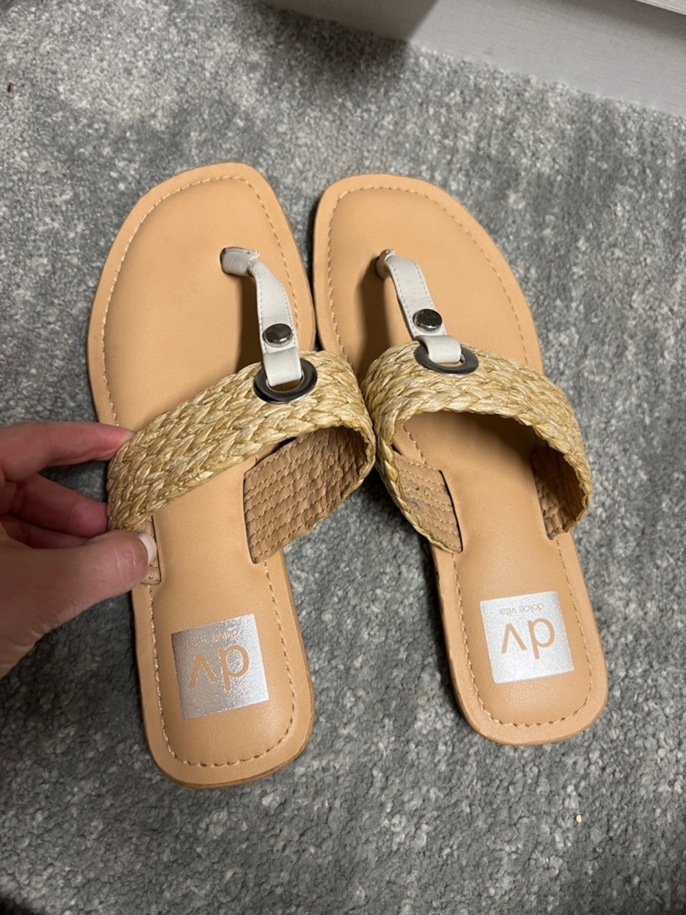 Dolce Vita Tan Braided Thong Slide Sandals - Picture 3 of 4